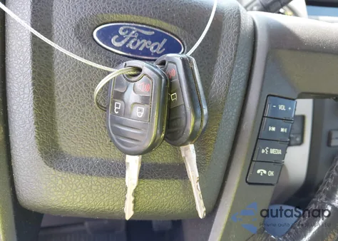 2011 Ford F-150 Xlt z USA, uszkodzony, nr VIN 1FTFW1EF0BFA61053